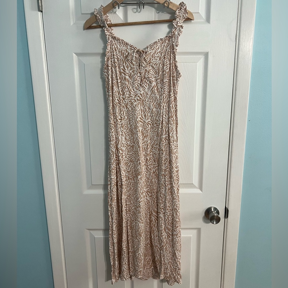 JANPNA Milkmaid MIDI Dress size Large Tan and White Safari Print Slit